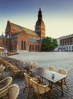 Baltic Metropoles Private Tour|East West Tours
